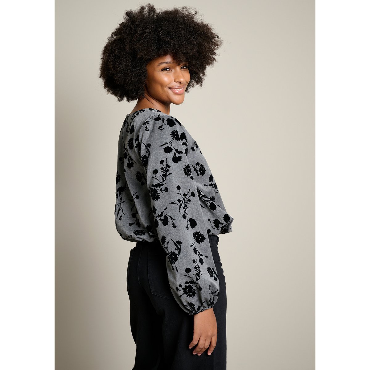 Blouse à motif floral medium grey, LOLALIZA
