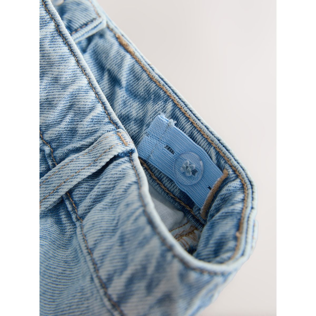 Short denim bleu clair hello kitty, NEXT