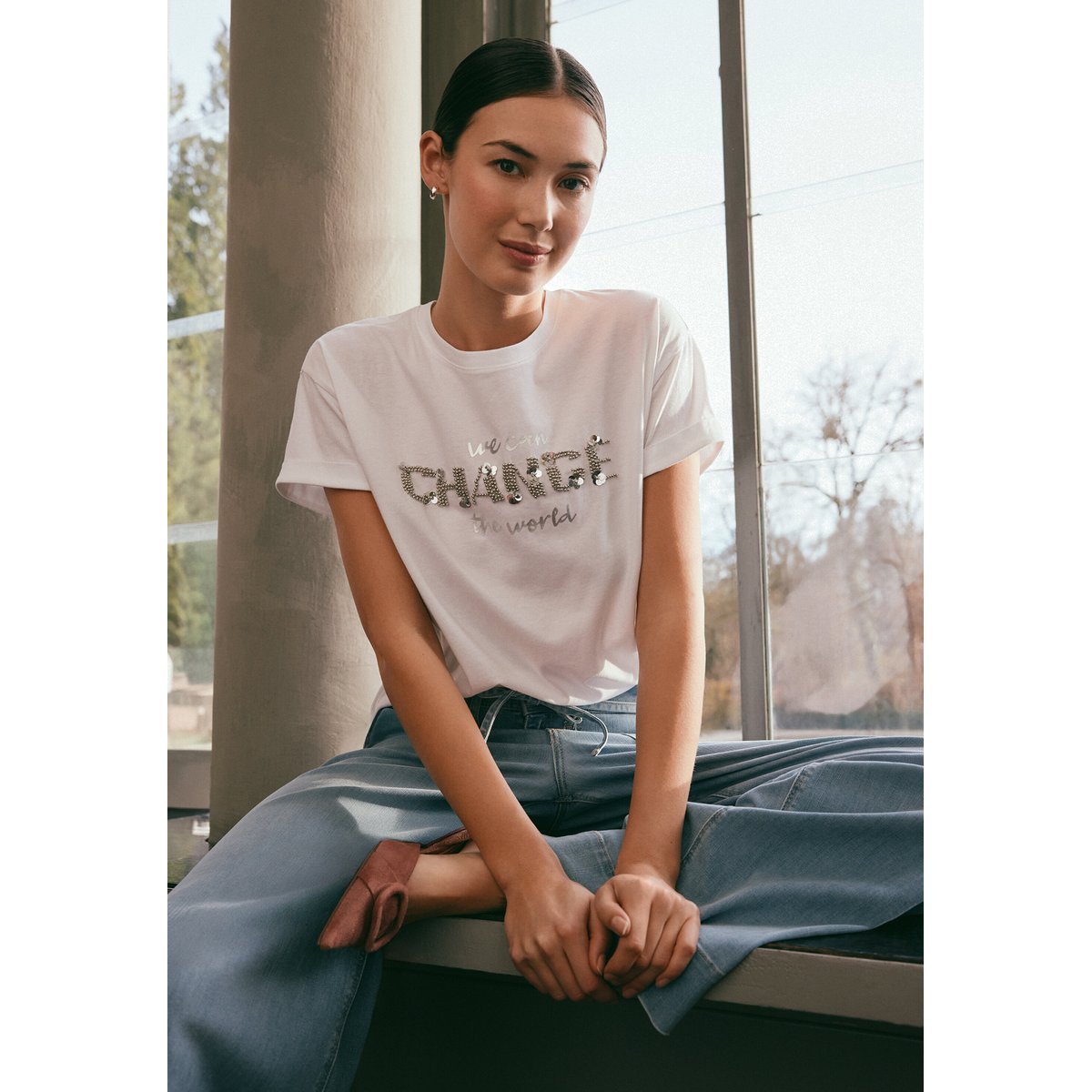 Haut casual à broderies patch white/silver, BETTY & CO