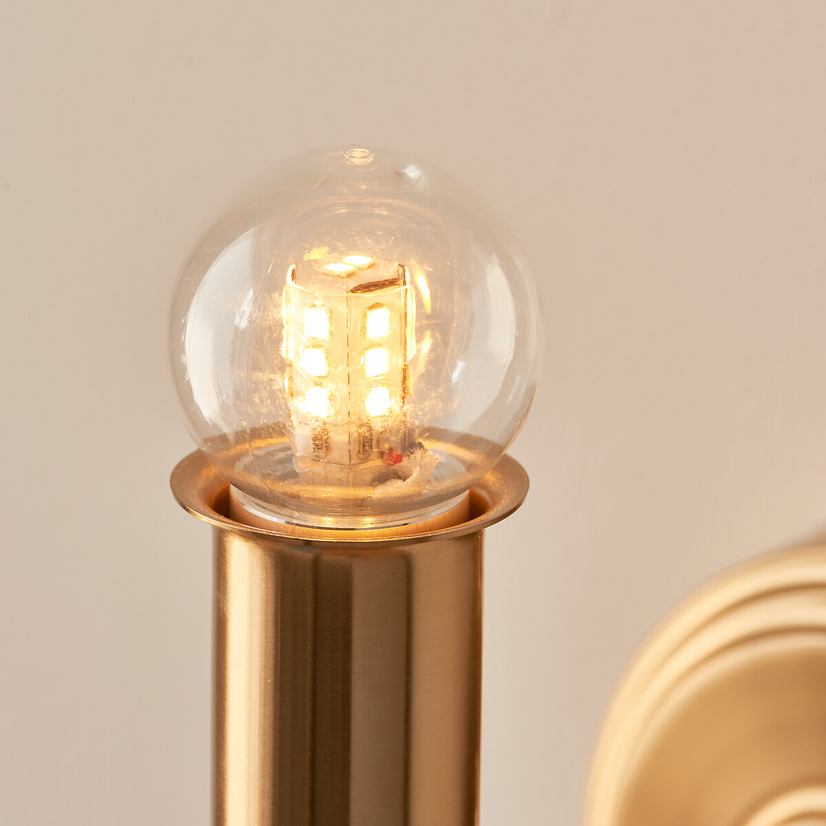 Briar Rechargeable Wall Light in Aged Brass aged brass, ÉDITÉ