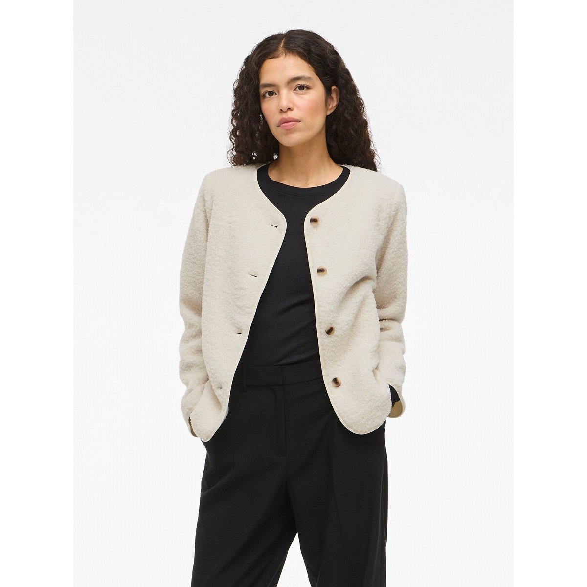 Manteau court en sherpa ecru, VILA