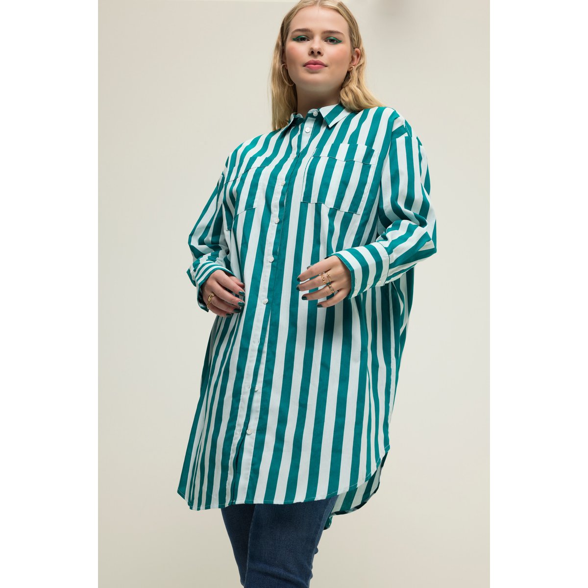Chemisier, oversized, rayures émeraude foncé, STUDIO UNTOLD