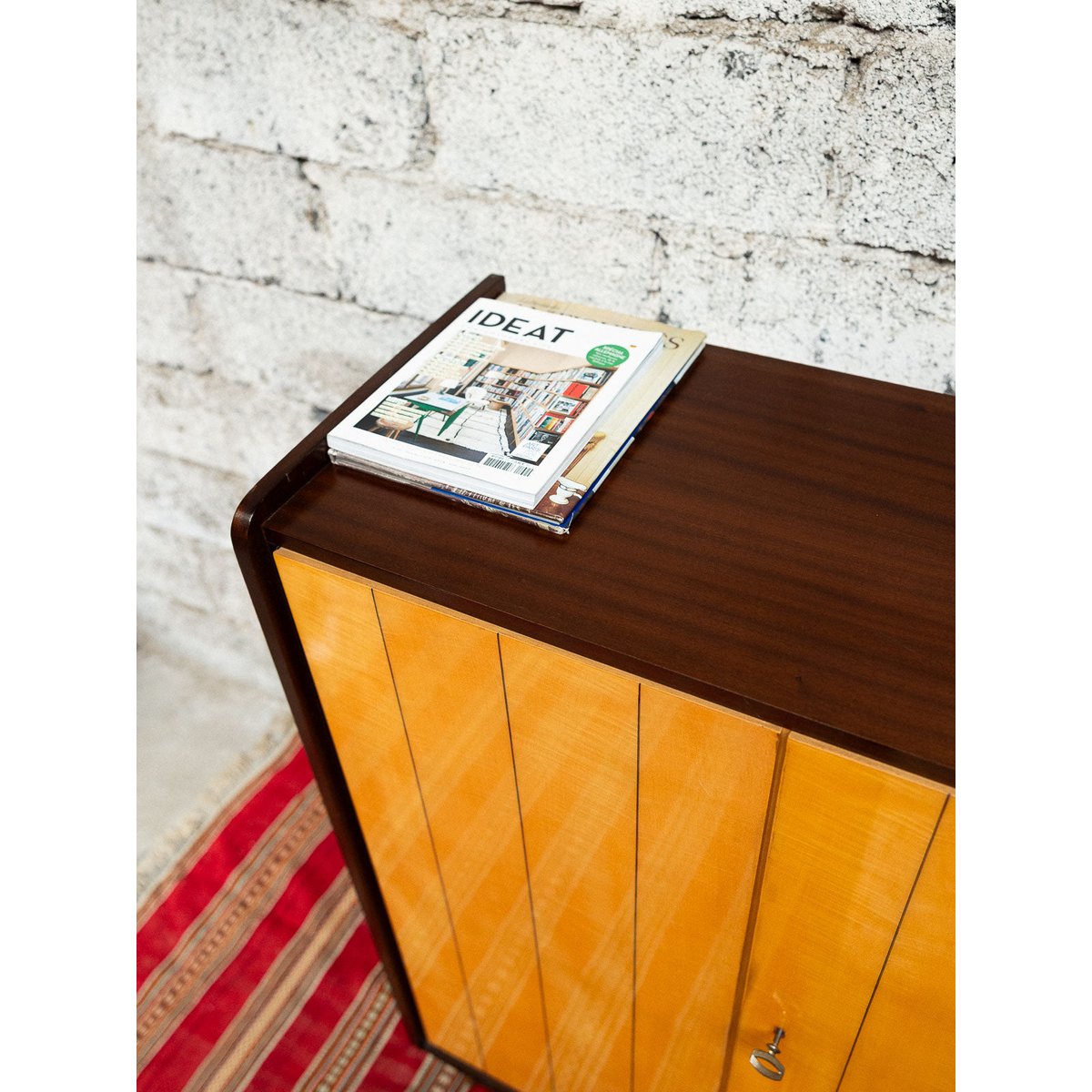 Armoire bicolore Magda N°719 - Bon état marron, DEBONGOUT