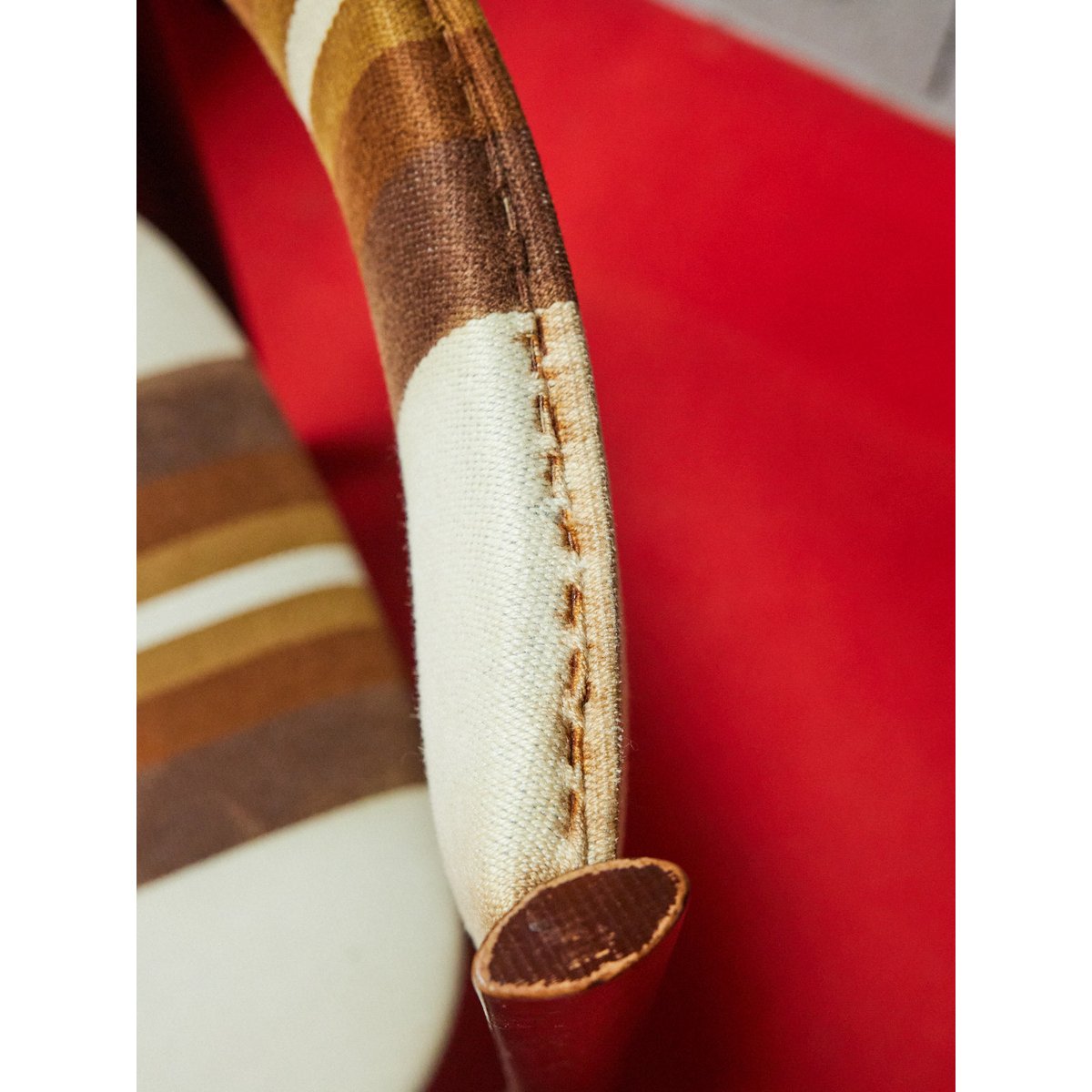 Paire de chaises scandinaves Alma N°1625 - Bon état beige, DEBONGOUT