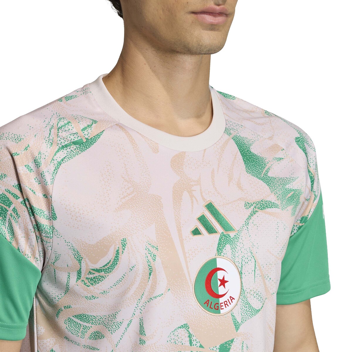 Aufwärmshirt Home Algerien, Weltmeisterschaft 2026 beige, adidas Performance