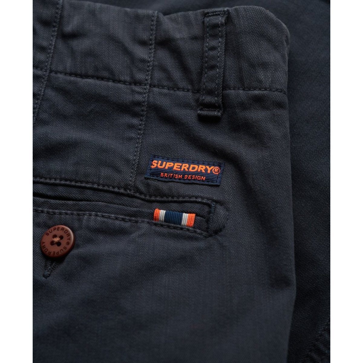 Short Chino International Coupe Ajustée bleu marine éclipse, SUPERDRY