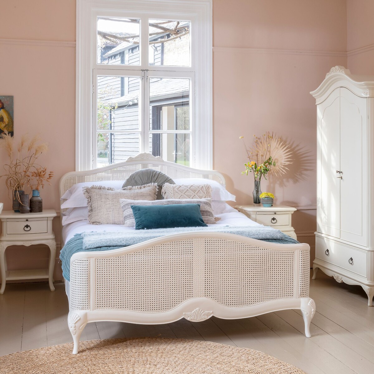 Ivory French-Vintage Rattan Bed with Footboard ivory, WILLIS & GAMBIER