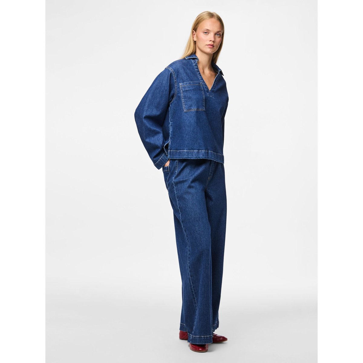 Jean À Coupe Ample medium blue denim, PIECES