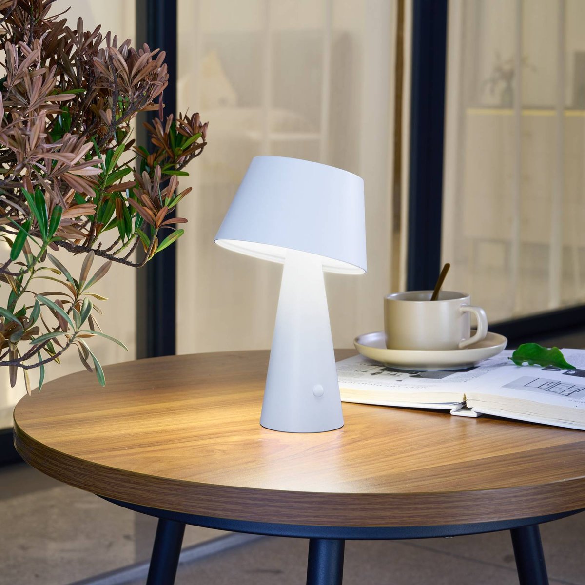 Lampe solaire  moderneLED, Lirinor blanc, LINDBY