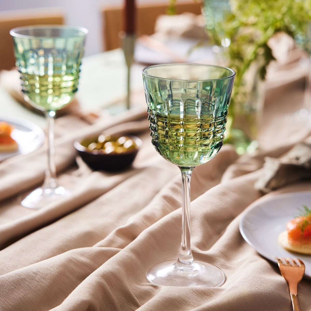 4 verres à pied 25cl -RENDEZ-VOUS BRUME vert, CRISTAL D ARQUES