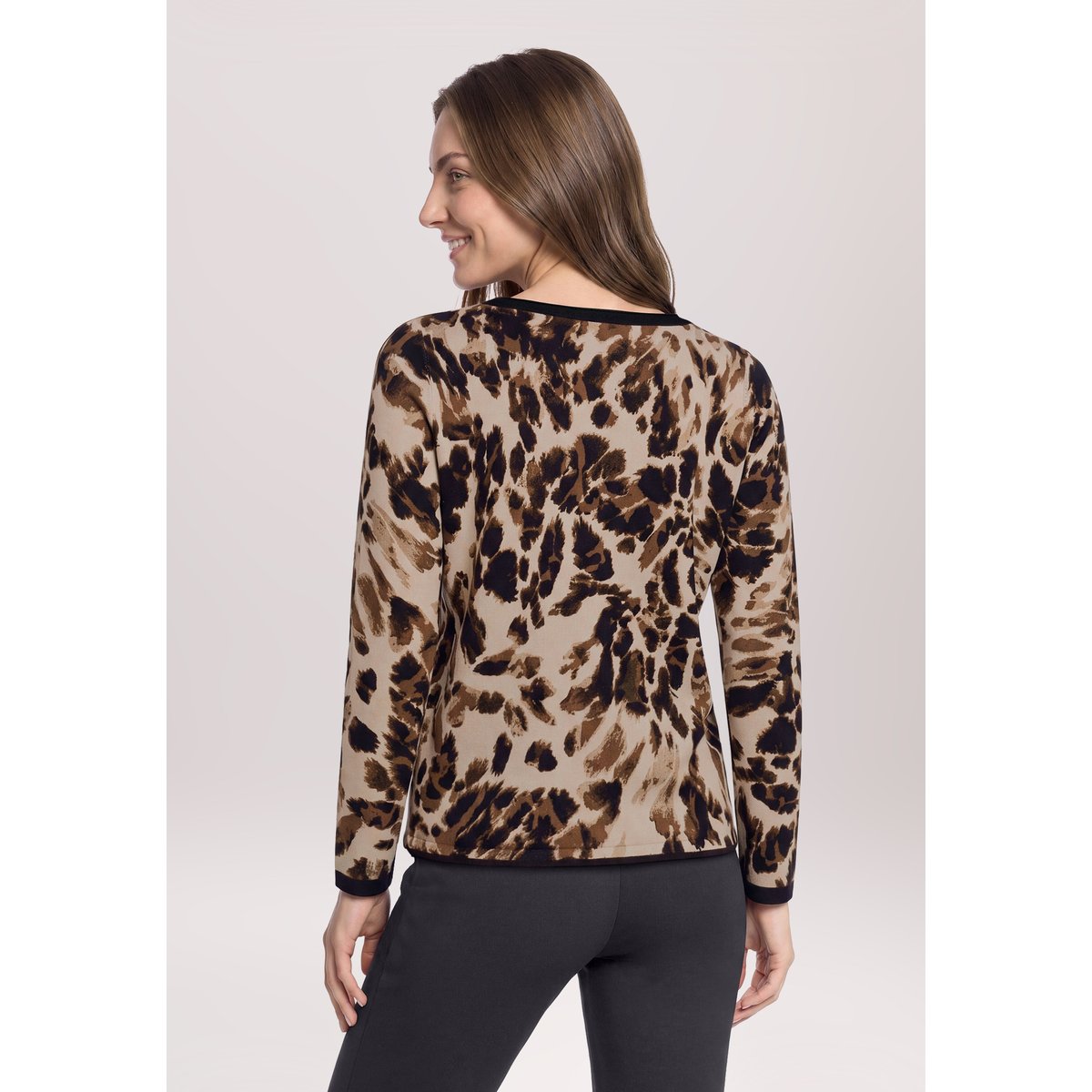 Pull-over en maille à manches longues beige/noir, BETTY BARCLAY