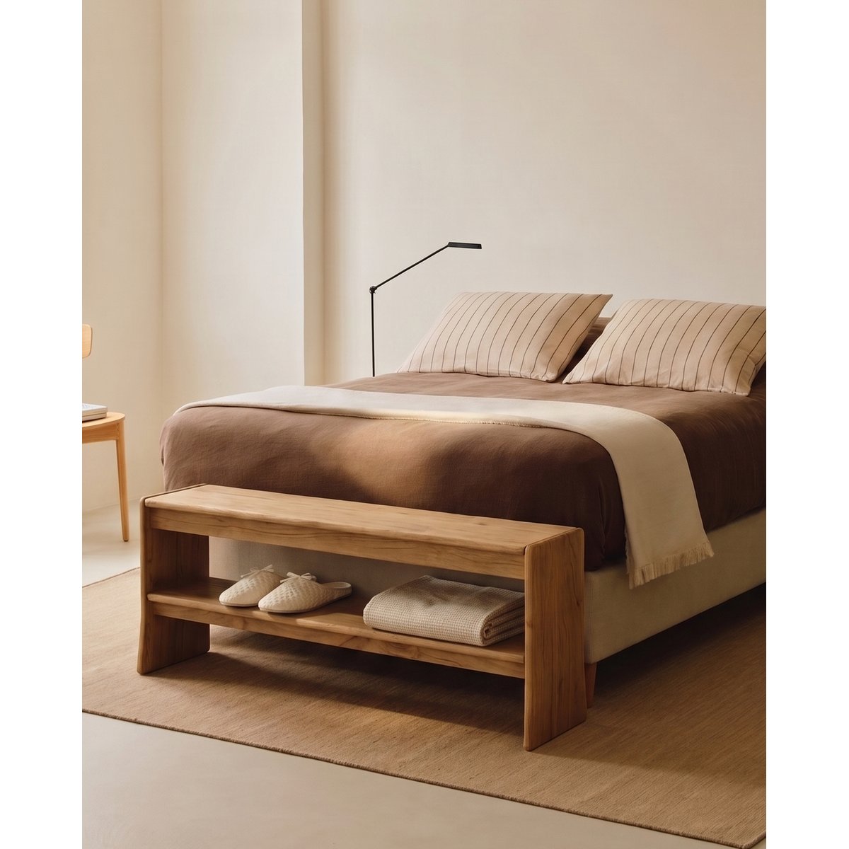 Banc en teck massif marron, HANNUN