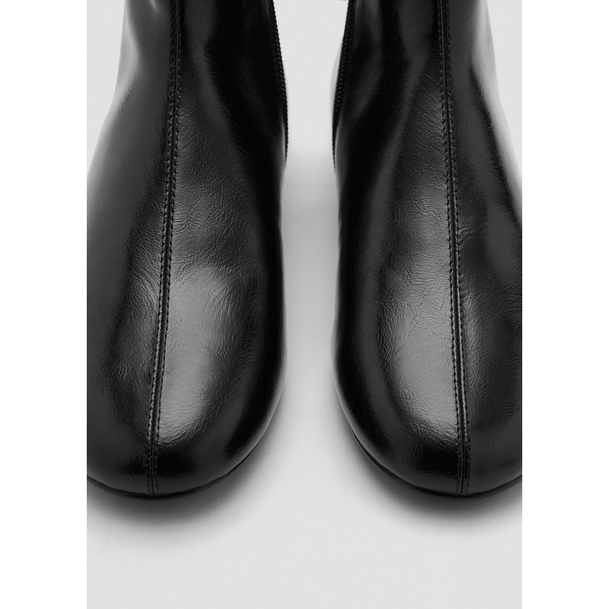 Bottines plates avec zip noir, MANGO
