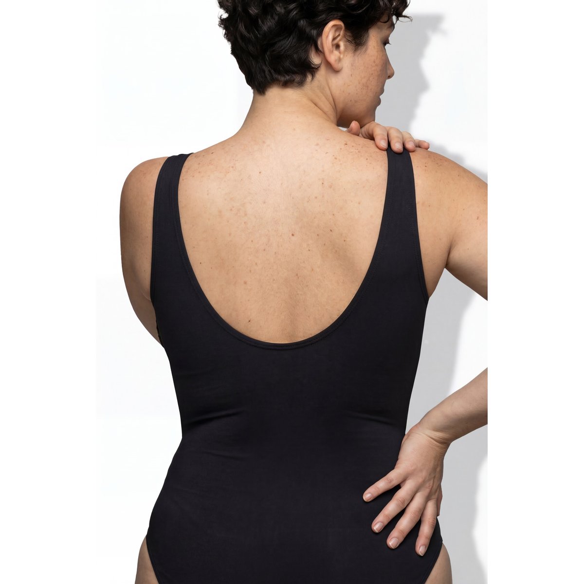 Maillot de bain à bonnets souples. Anneau noir, ULLA POPKEN