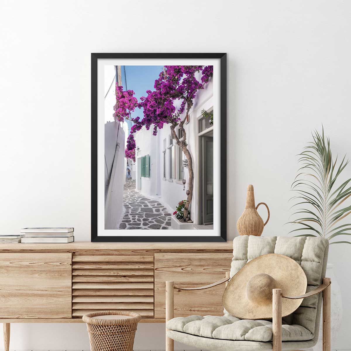 Poster bougainvilliers paros affiche + cadre en bois - noir, HEXOA