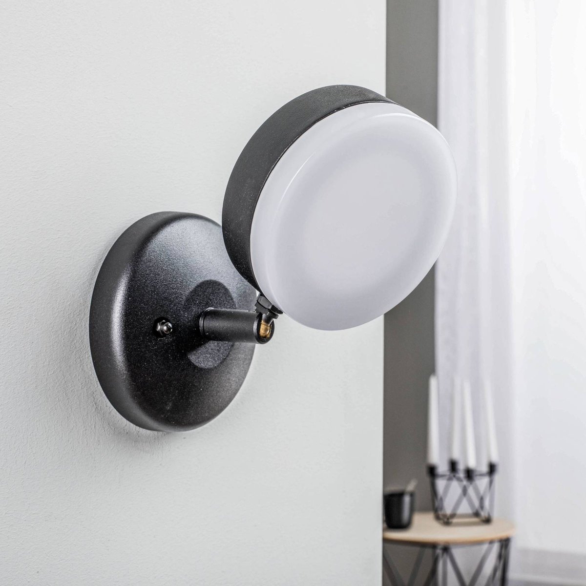 Applique extérieure en aluminium moderne noir, blanc, LINDBY