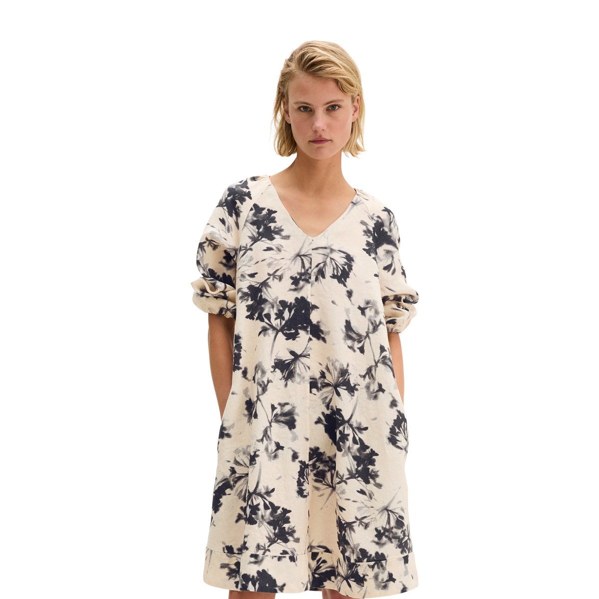 Robe courte en lin A-Shape avec encolure froncée naturweiß, MARC O'POLO