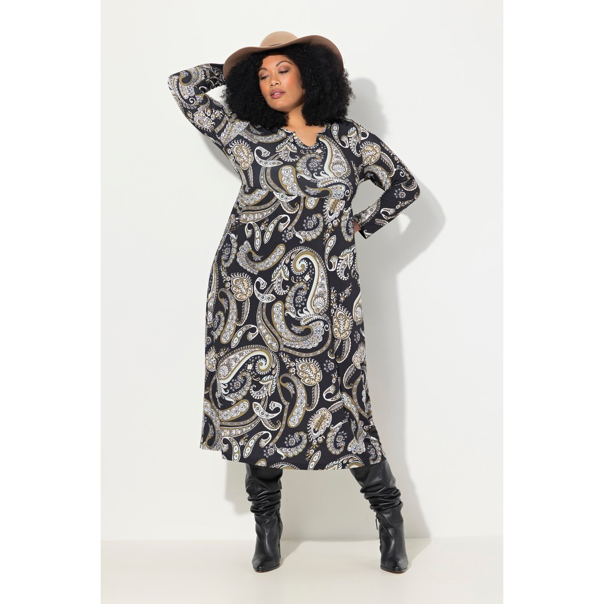 Robe en jersey à col tunisien et manches noir, ULLA POPKEN