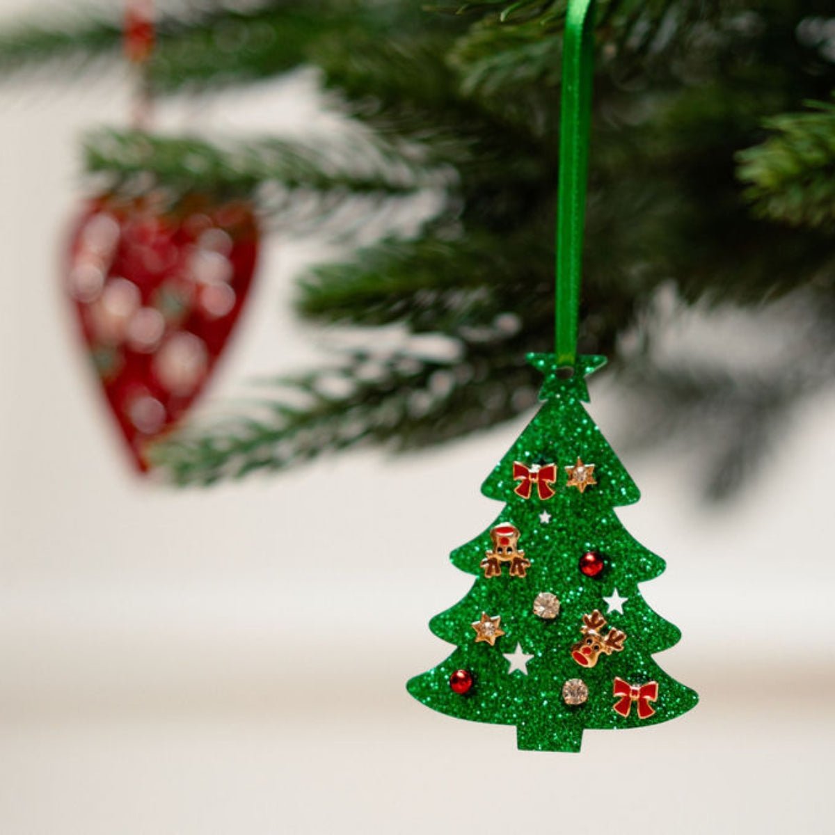 Set de boucles d'oreilles de Noël à suspendre - Sapin vert, BALABOOSTE