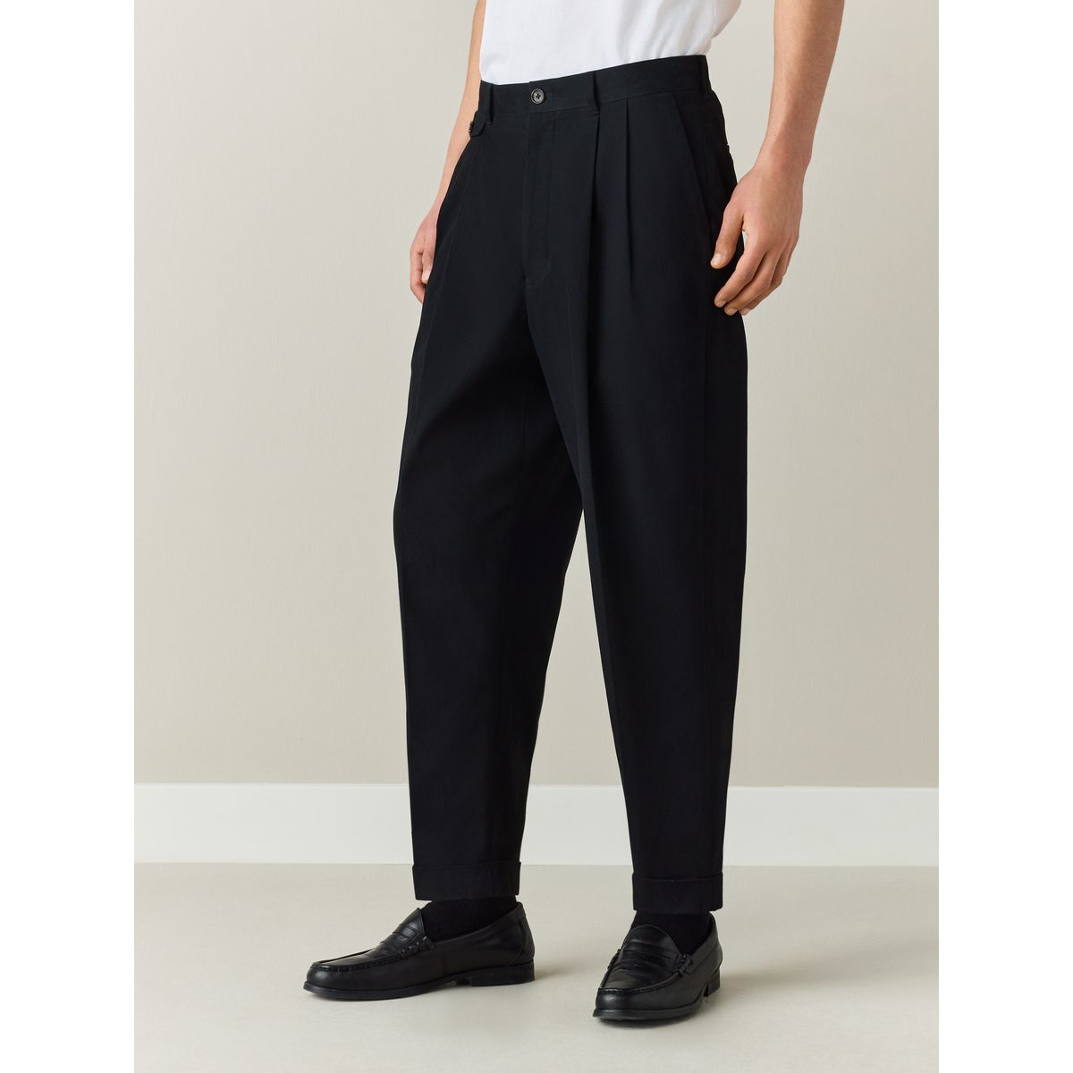 Pantalon chino bouffant à pinces n. premium noir, NEXT