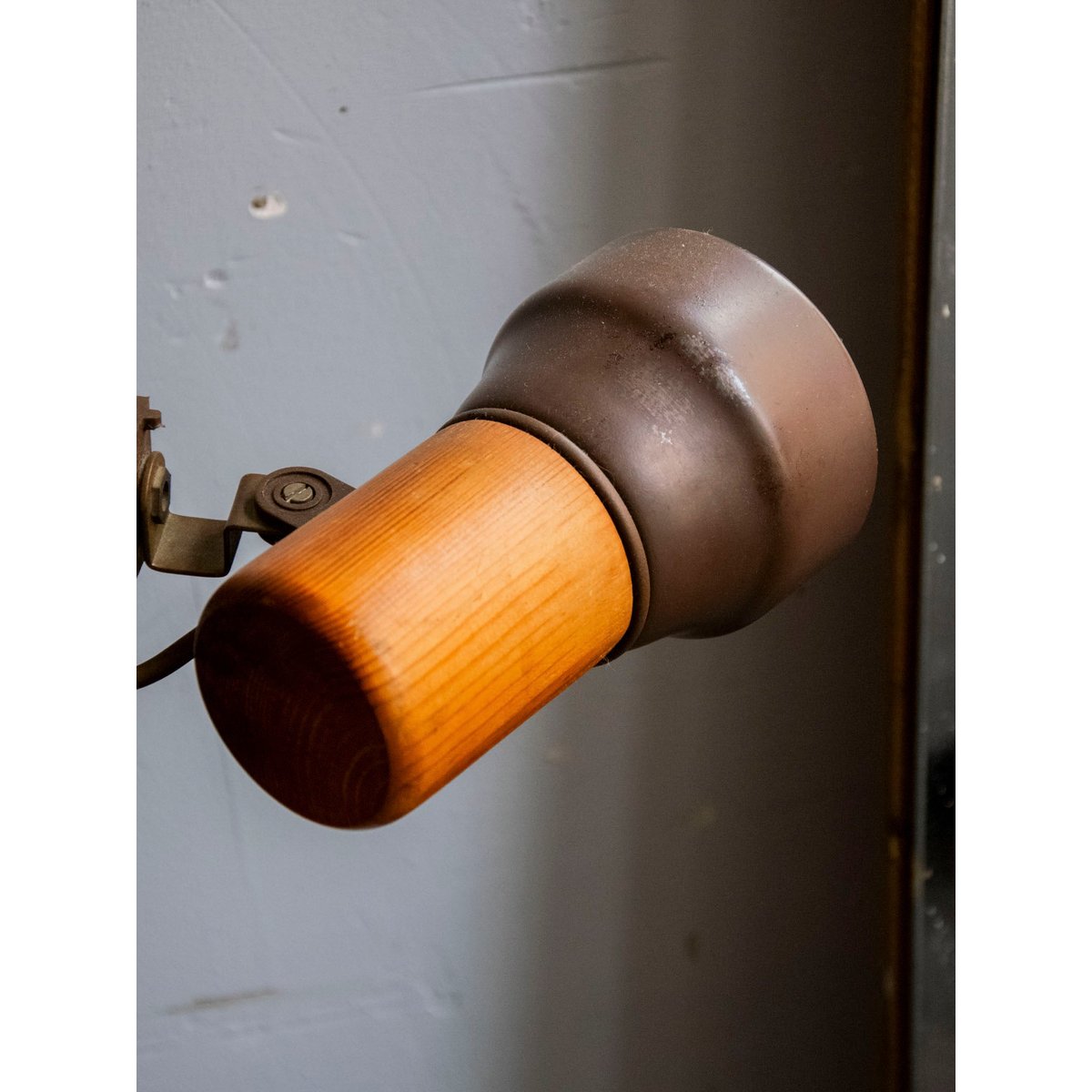 Lampe mid-century aux têtes pivotantes Suzanne N°639 - Bon état argenté, DEBONGOUT