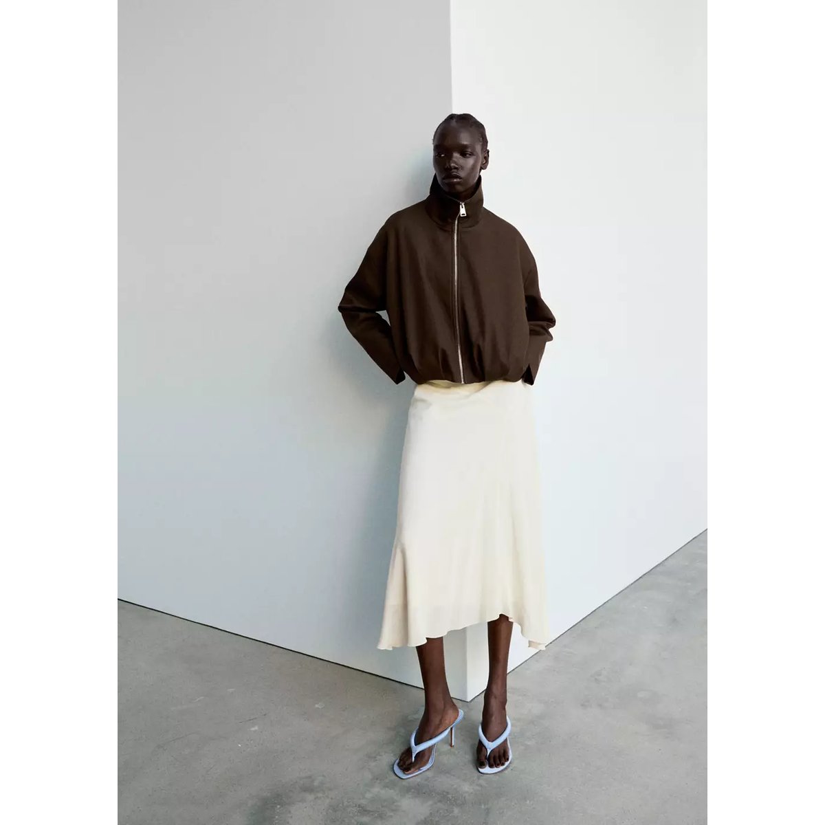Veste oversize col cheminée chocolat, MANGO