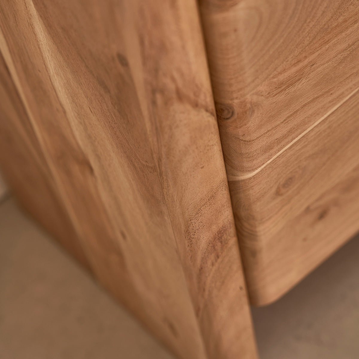 Buffet 2 portes en acacia massif 80 cm CALI couleur unique, BERAH GETAH