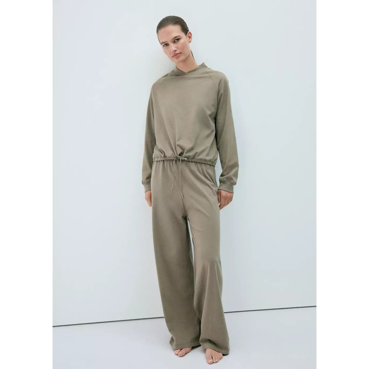 Pantalon droit en coton à finition douce vert, MANGO