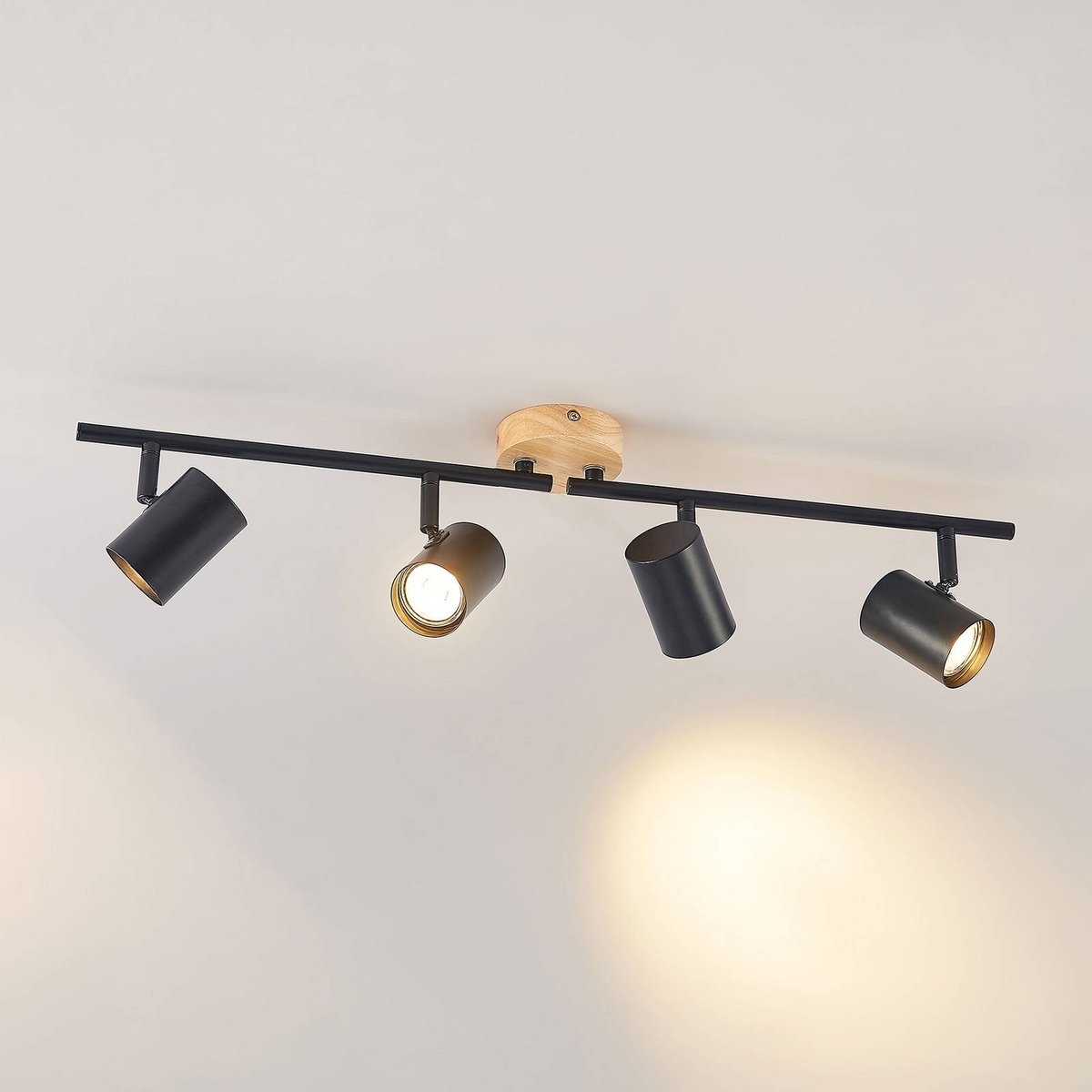 Plafonnier en métal moderne, Xiomara noir, bois clair, LINDBY