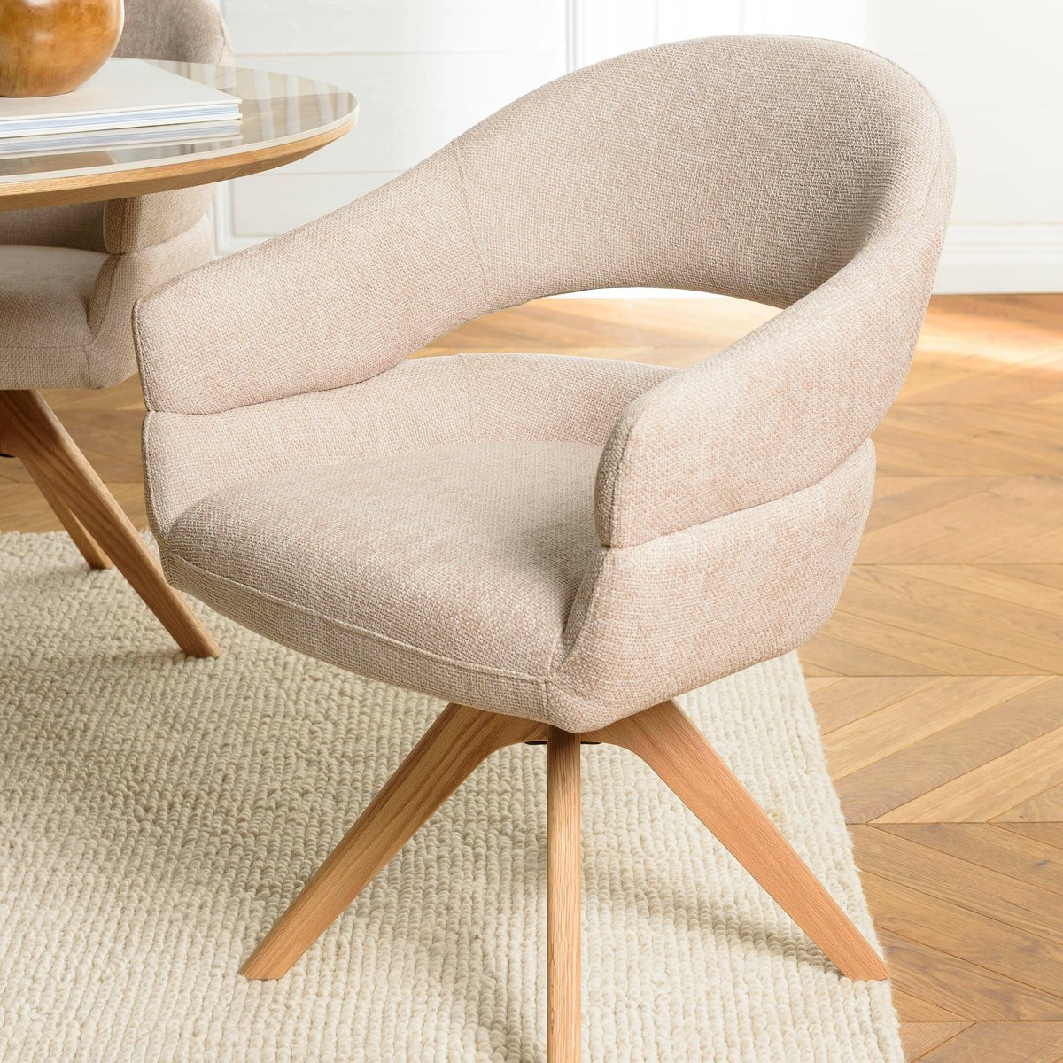 Chaise pivotante beige - pieds bois LINEA beige, PIER IMPORT
