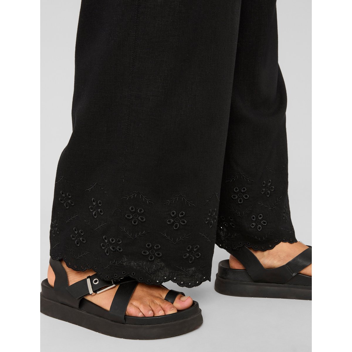 Pantalon broderie noir, BZB
