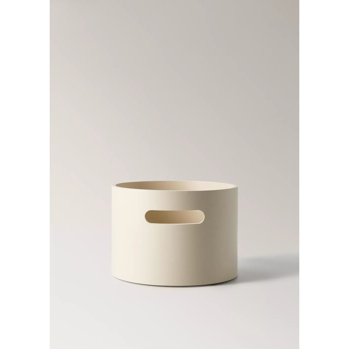 Petite boîte en bois pour enfant avec poignée rectangulaire écru, MANGO HOME