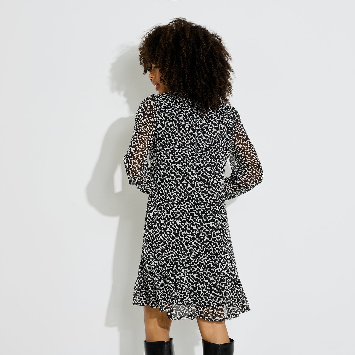 Robe courte évasée à motif abstrait noir, GRAIN DE MALICE