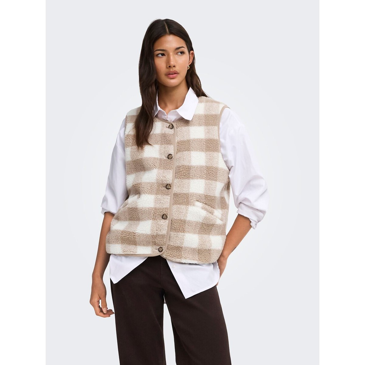Veste sans manches, en sherpa beige à carreaux, ONLY