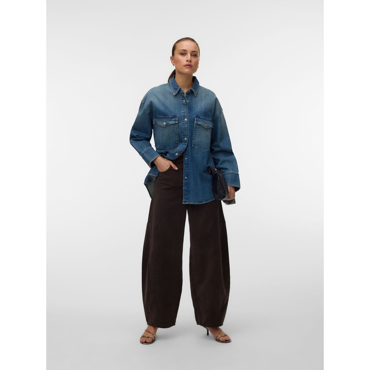 Chemise En Denim medium blue denim, VERO MODA