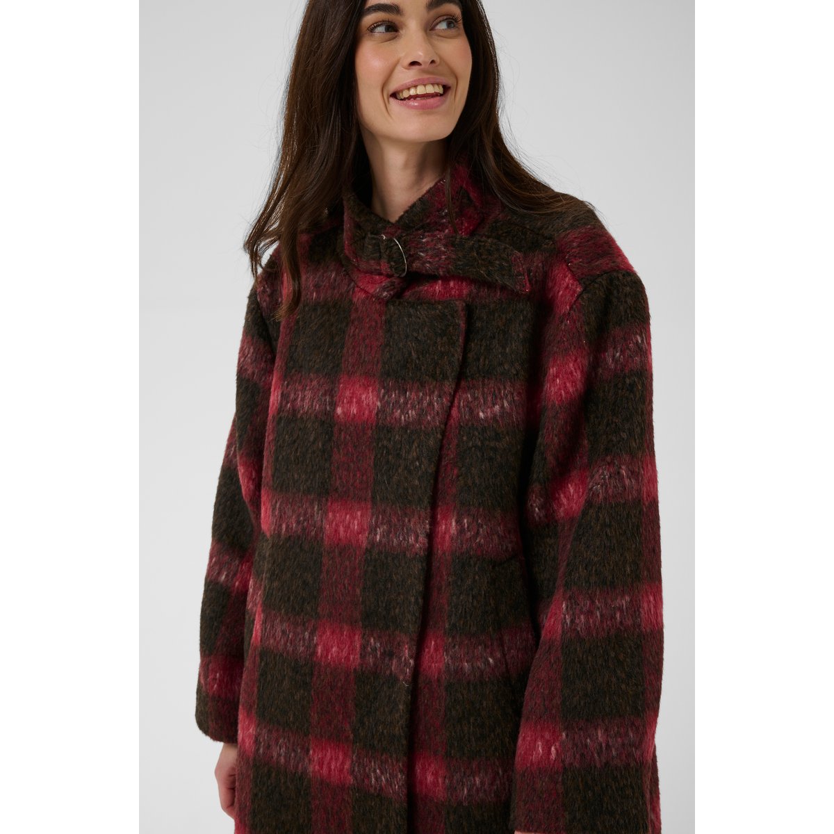 Manteau rouge bordeaux check, CULTURE