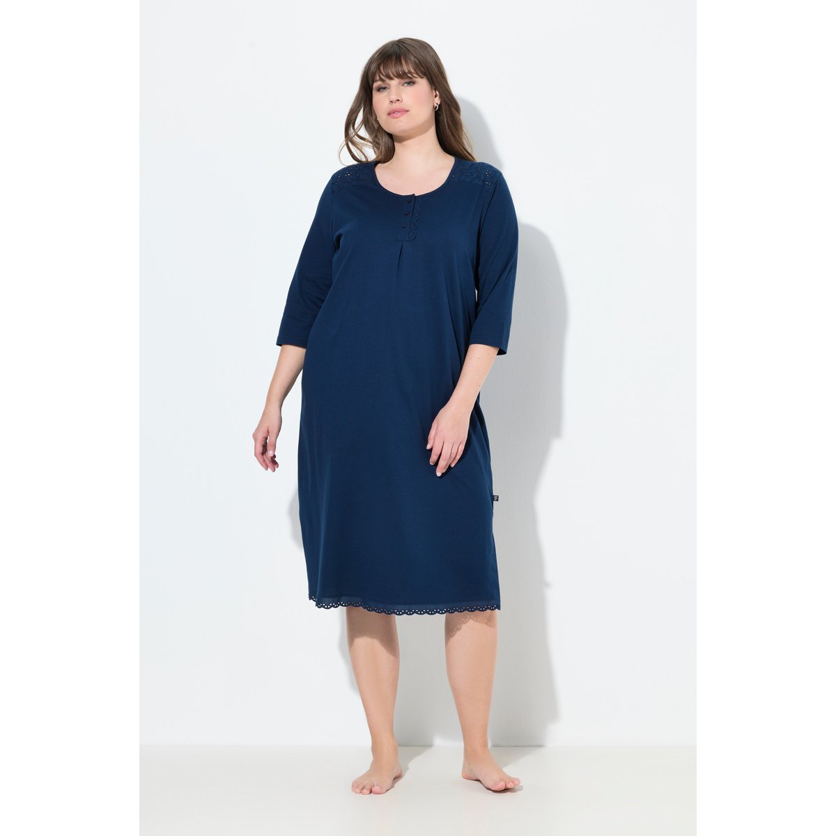 Chemise de nuit à col rond et manches 3/4 bleu nuit, ULLA POPKEN