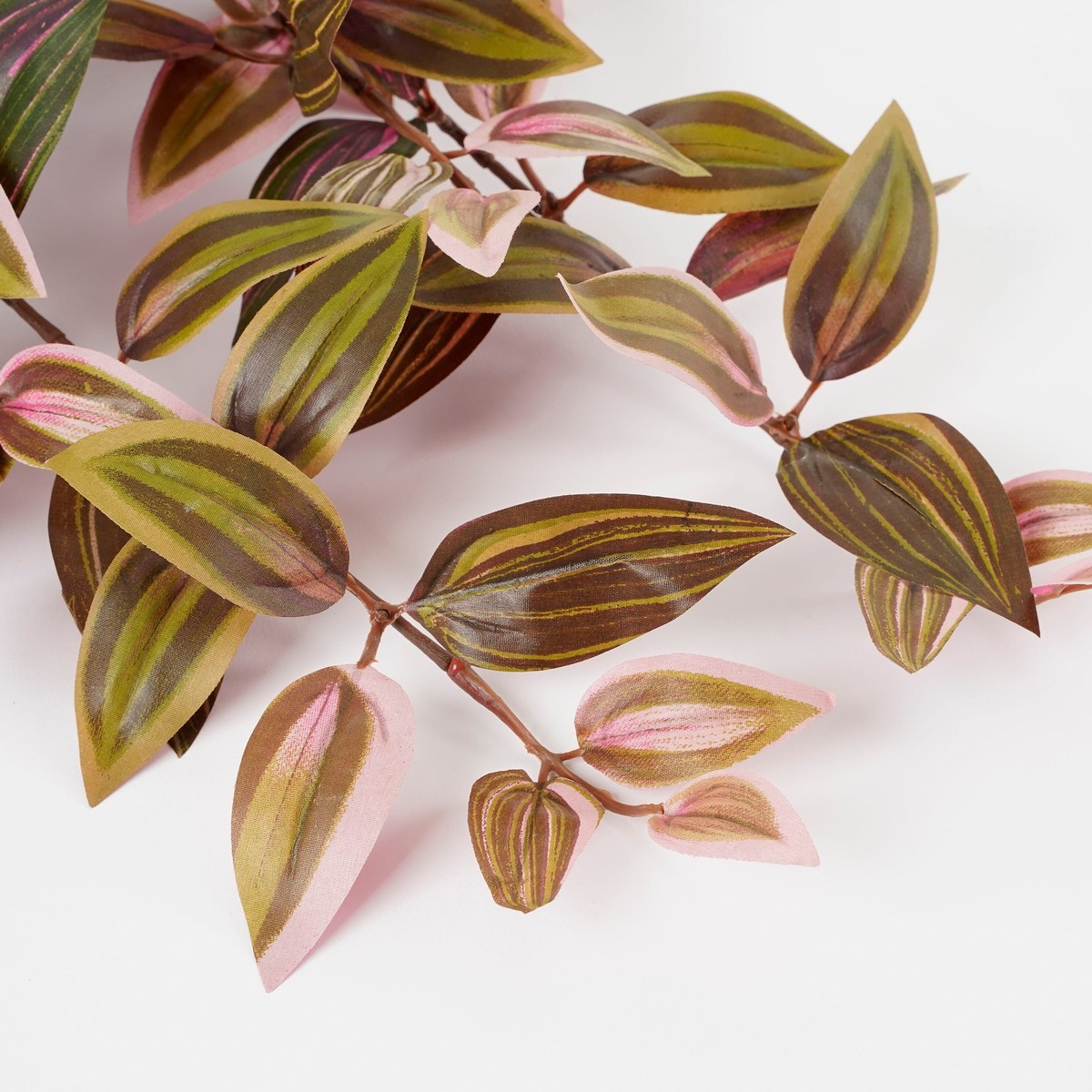 Plante artificielle TRADESCANTIA rouge foncé, MICA DECORATIONS
