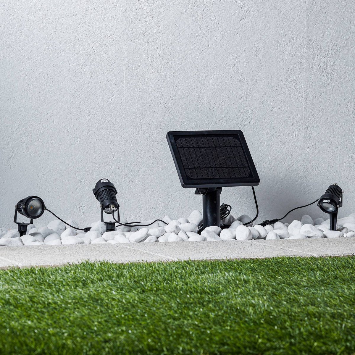 Lampe solaire en aluminium moderneLED noir, transparent, LINDBY