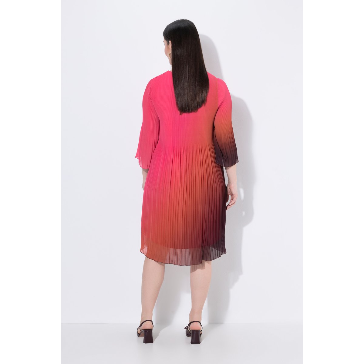 Robe plissée, dégradé, coupe A, col V rose vif fuchsia, ULLA POPKEN