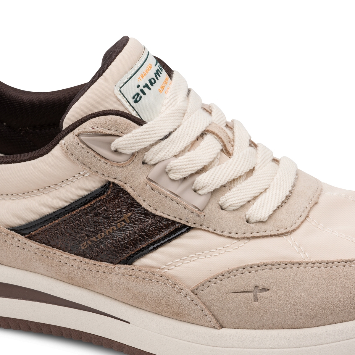 Basket comfort weite beige crème brillant combiné, TAMARIS