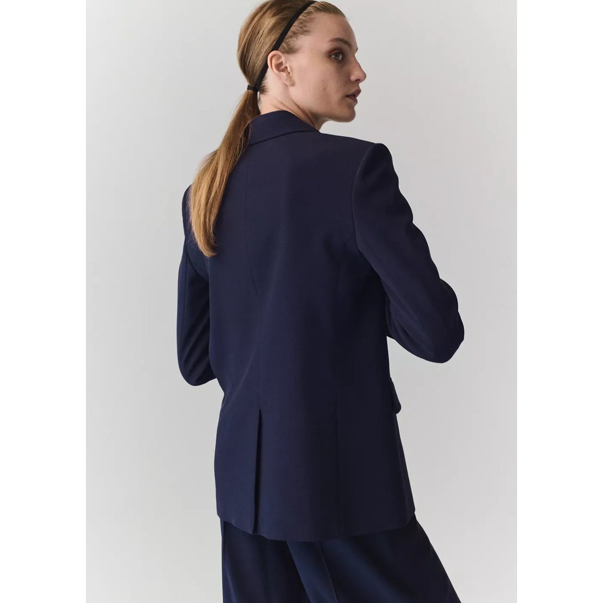 Blazer droit avec poches à rabat violet, MANGO