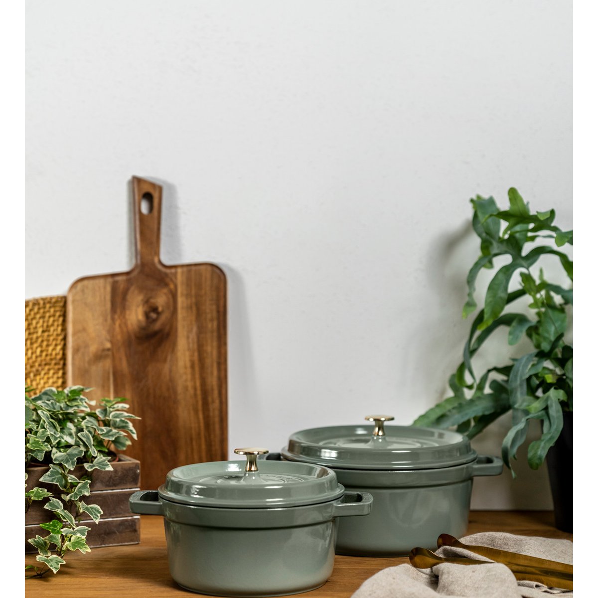 Cocotte ronde 24 cm Eucalyptus eucalyptus, STAUB