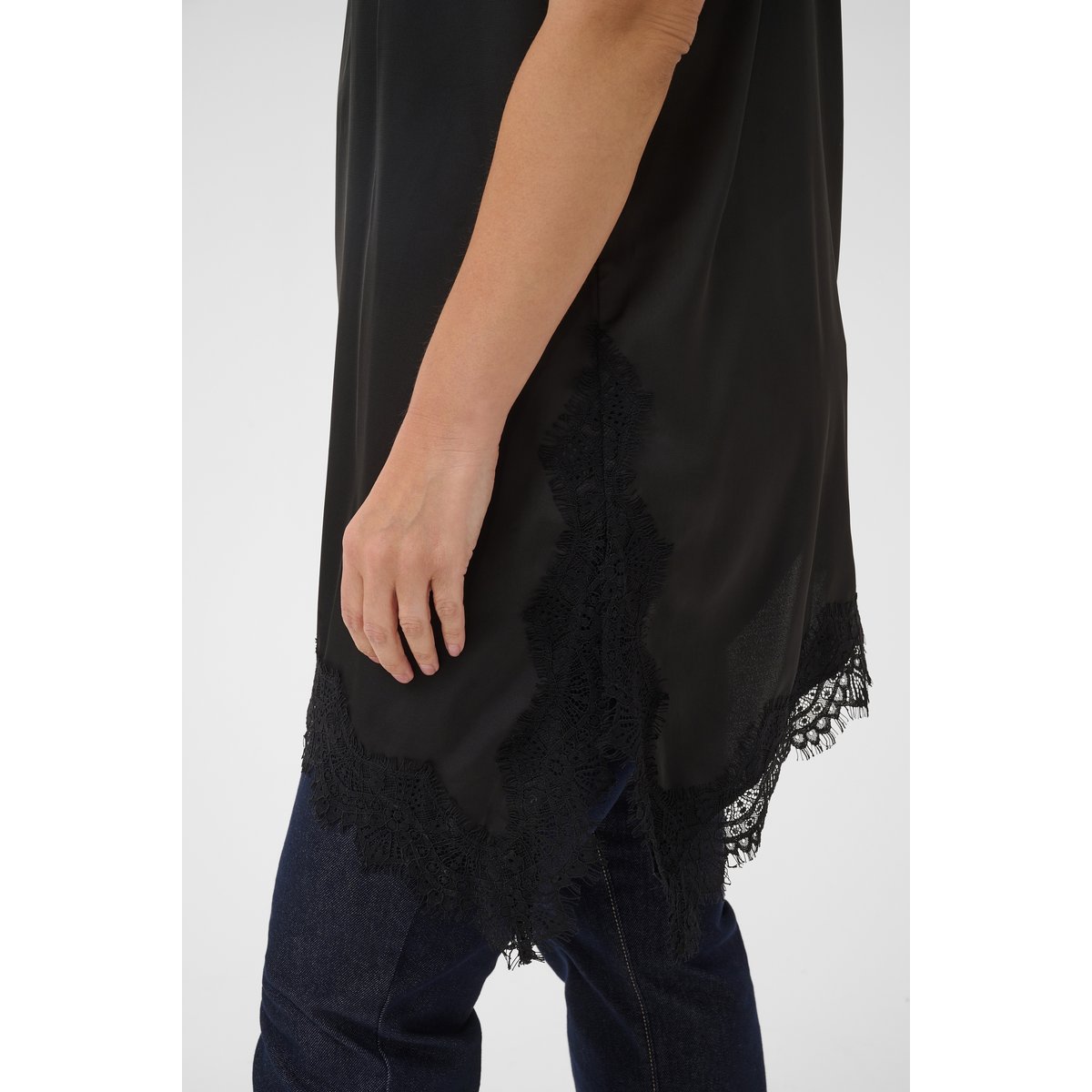 Blouse sans manches noir black, KAFFE CURVE