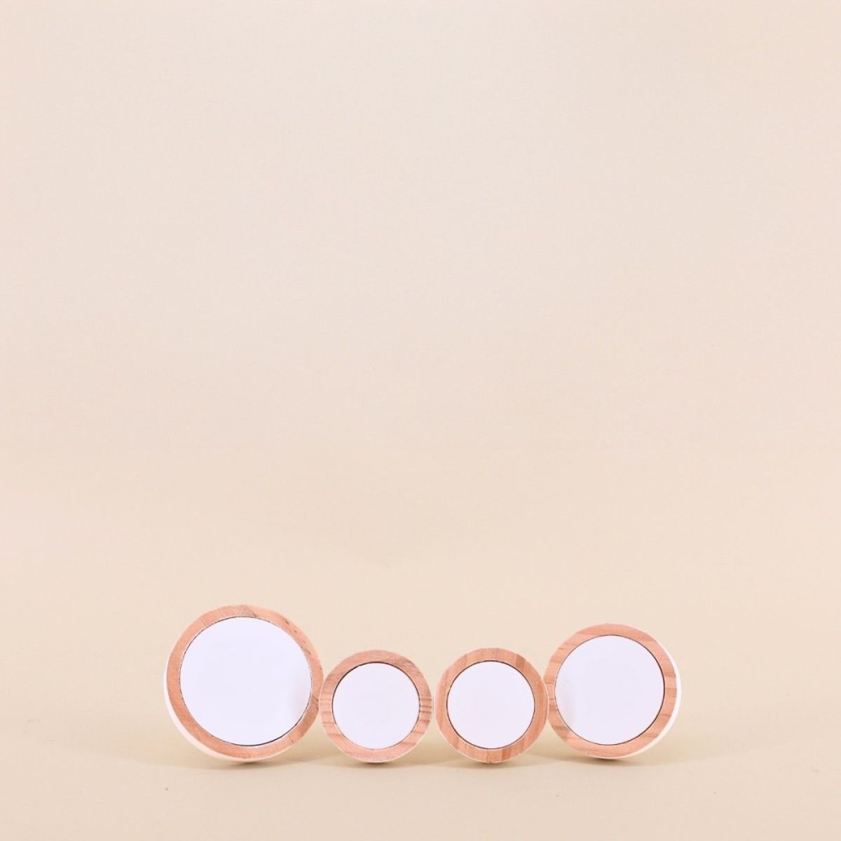 Lot de 4 patères rond blanc, ORNAMI