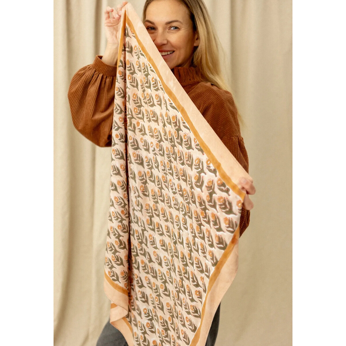 Lalavida Sirocco Large Scarf in Satin pink, APACHES COLLECTIONS