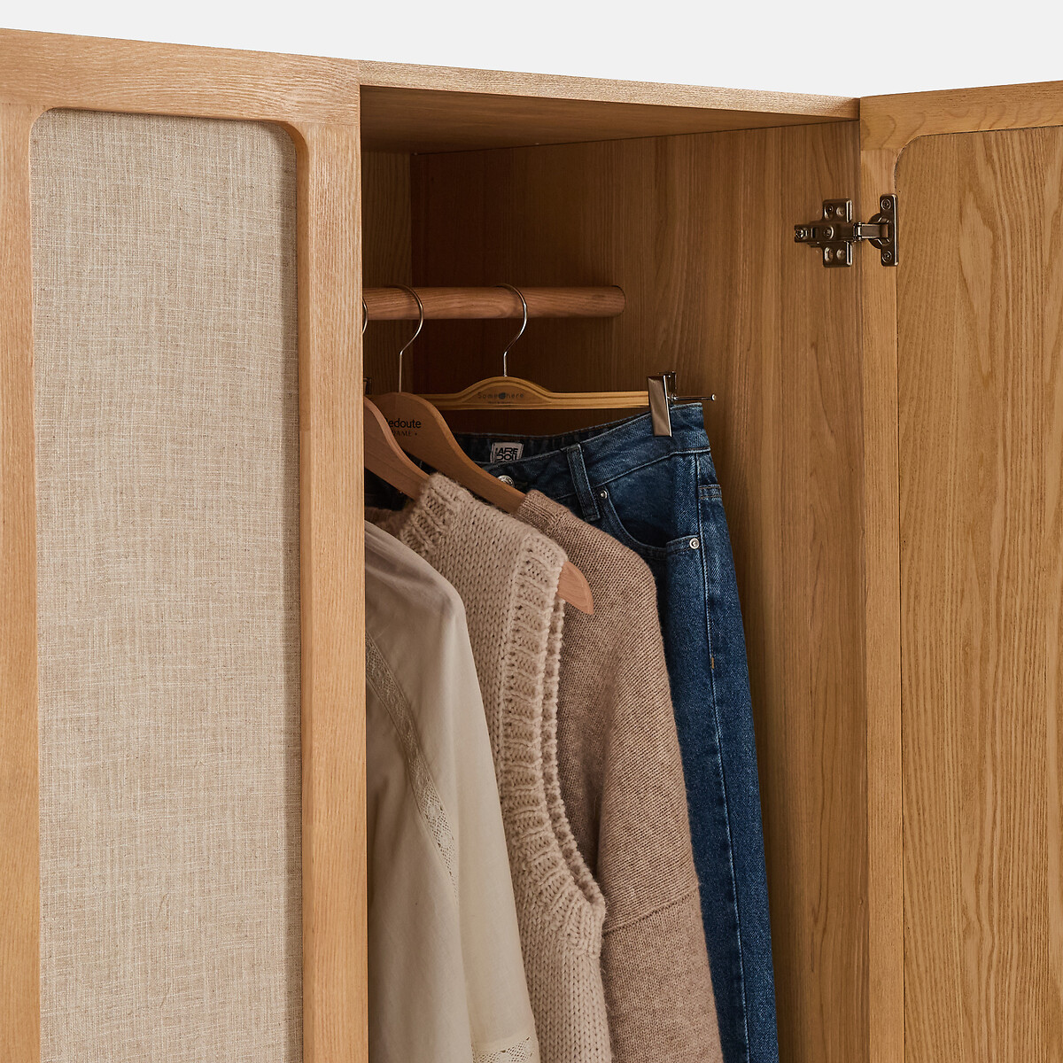 Armoire 3 portes, penderie et lingère, plaqué frêne et tissu lin, ESMARA teinté chêne /lin, LA REDOUTE INTERIEURS