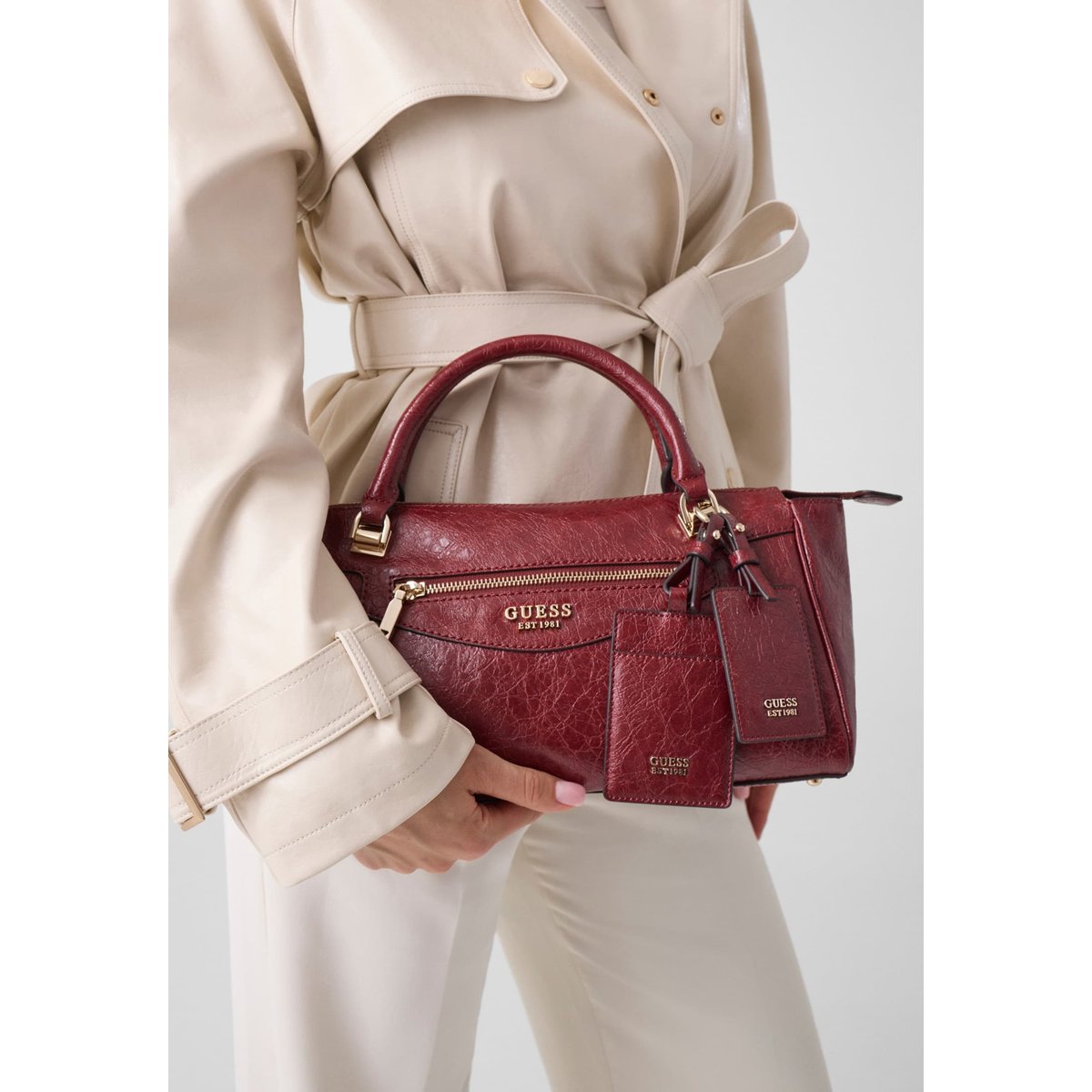 Sac Antonia rouge, GUESS