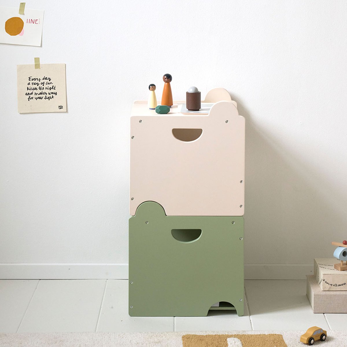 ENSEMBLE DE 2 CAISSES DE RANGEMENT EN BOIS «ARC-EN-CIEL» ELLIPSE vert, PETITE AMELIE