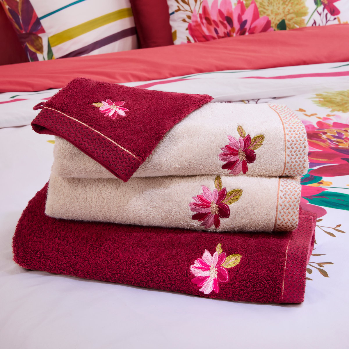 Drap de bain coton et viscose de bambou SOLARA sable, CARRE BLANC